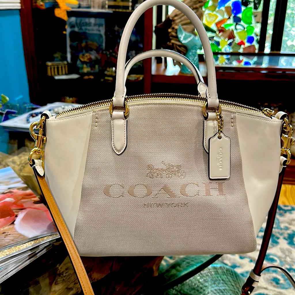 Fabulous Coach Bag Small Tote With Crossbody Strap Bag Is Approx 8 X 13